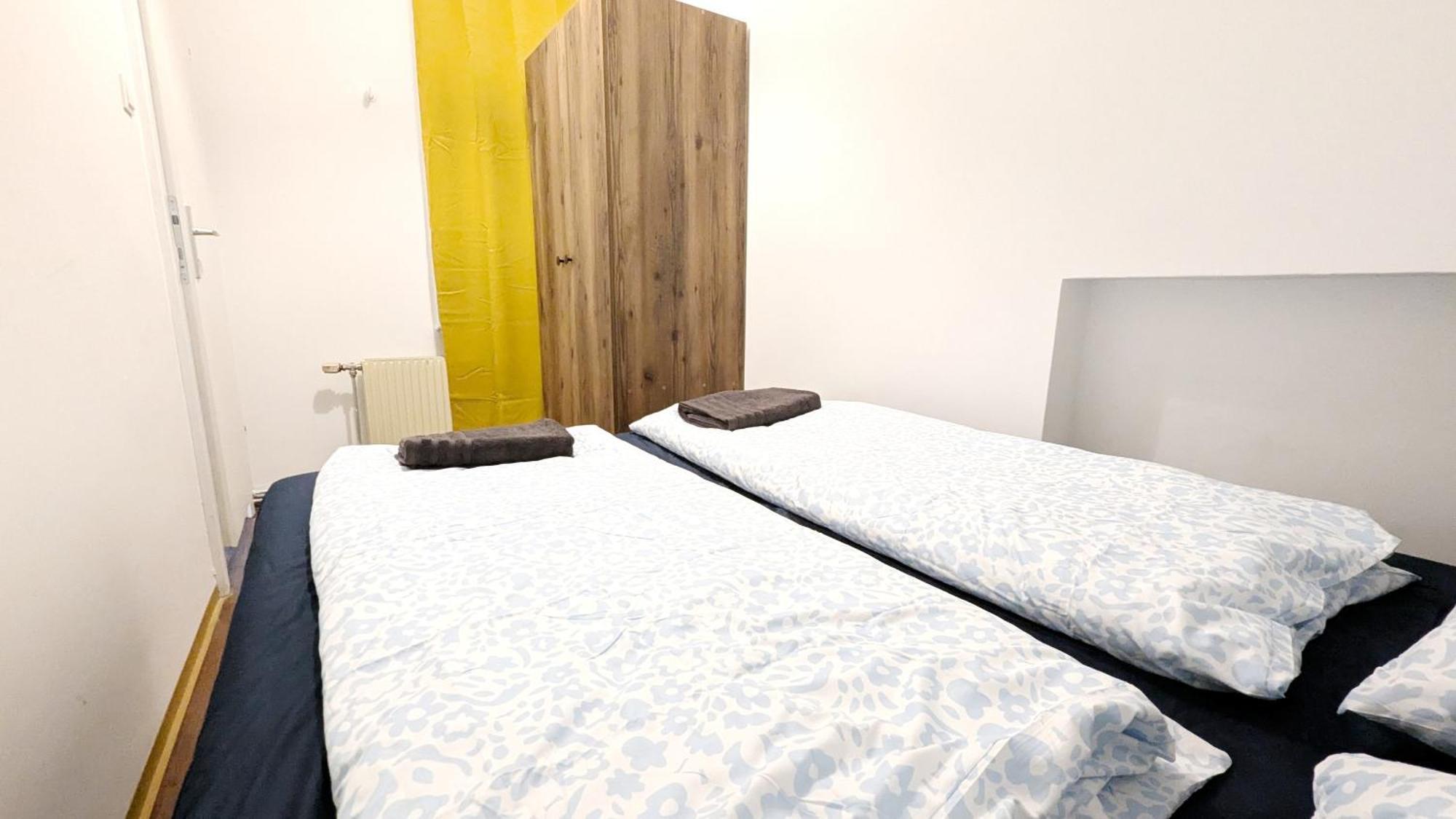Spacious - 15 Min From Airport & Center, 5 Min From Main-bus Station Ez 7-8 Séjour chez l'habitant *