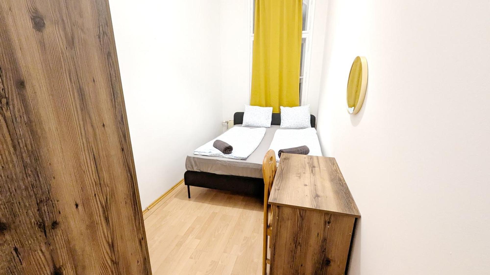 Séjour chez l'habitant Spacious - 15 Min From Airport & Center, 5 Min From Main-bus Station Ez 7-8